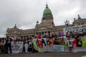 Todas las vidas importan: del dolor por el triple femicidio al grito colectivo