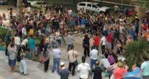 Cacerolazos en Valle de Uco: acorralado por los vecinos el intendente salió a posicionarse contra San Jorge