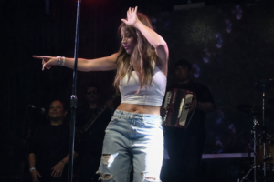 La Fiesta Nacional de la Miel Serrana cerró su 50° aniversario con una noche de música y danza