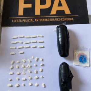 Cruz del Eje: intentó ingresar 911 dosis de cocaína a la cárcel y fue detenida