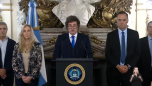 Milei capitaliza el fallo por YPF en cadena nacional y apunta contra la oposición