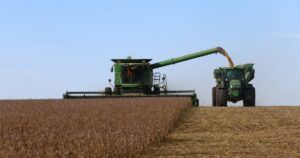 El campo posterga inversiones por la incertidumbre electoral de 2027 y el riesgo climático