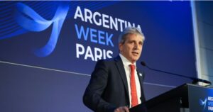 El FMI avaló el desvío fiscal de mitad de año, pero analistas advierten que la meta anual está en riesgo